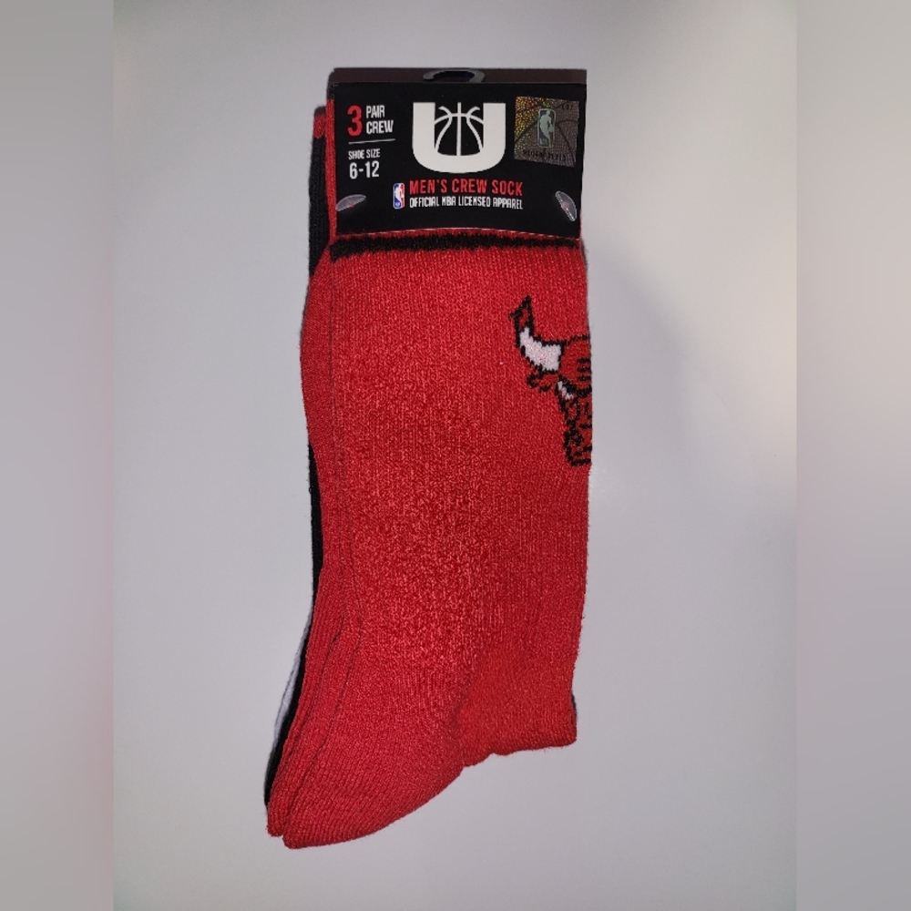 NBA Licensed Chicago Bulls Socks 3 pack